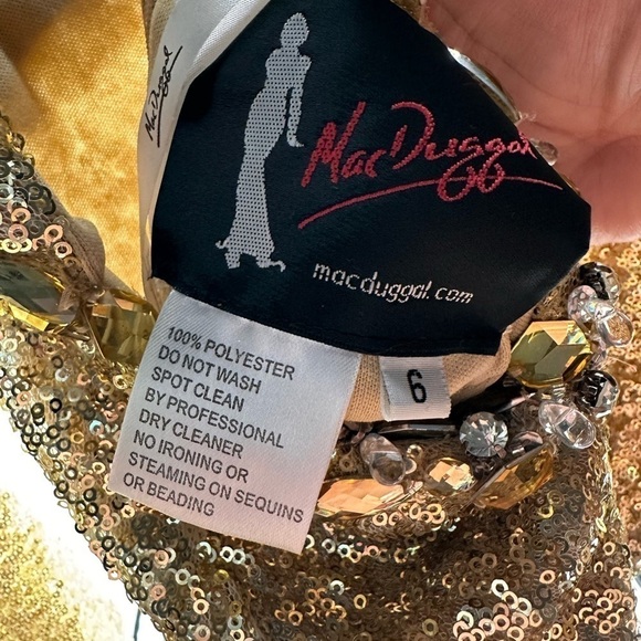 Mac Duggal Gold Sequin Open Back Pageant Prom Evening Gown Dress Size 6 - Picture 6 of 7